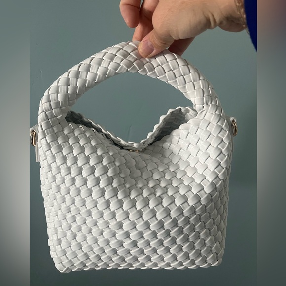 White waffle weave slouchy hobo purse - Picture 2 of 6